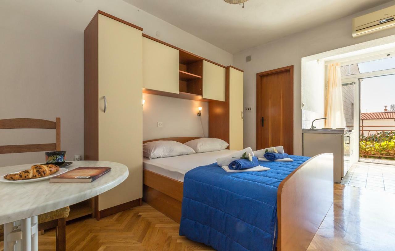 Mara Apartment Makarska